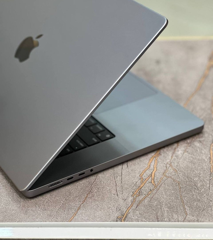 لپ تاپ اپل مکبوک پرو Macbook Pro 16 - 2021 /M1/16/1TB/M1/16in