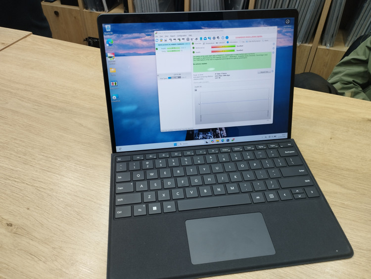لپتاپ سرفیس پرو 9 Surface Pro 9 /Core i7-1255U /16/256/Intel Iris XE/13in