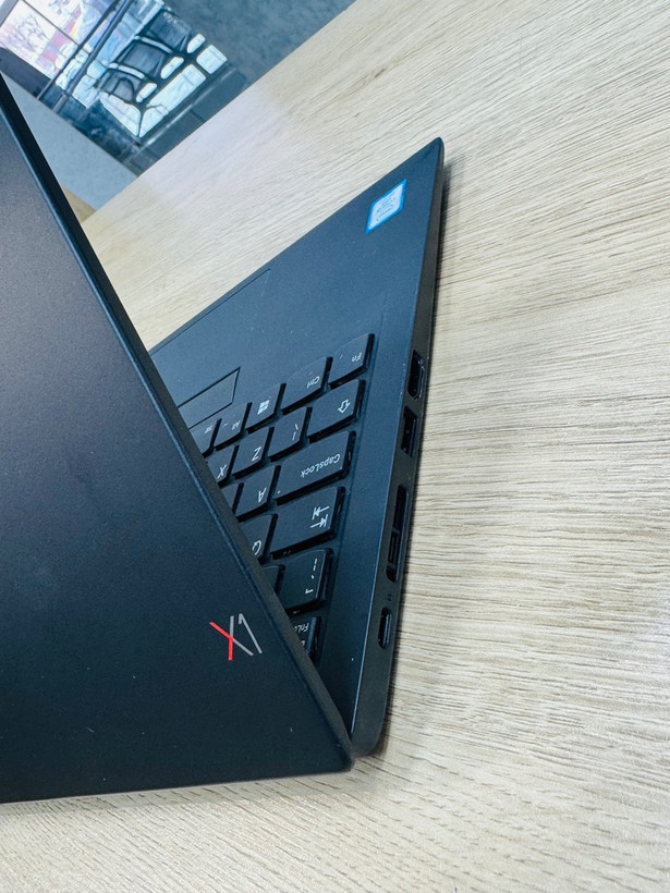 لپتاپ Lenovo Thinkpad X1 Carbon/Core i7-8665U/16/256/Intel/14in FHD Touch