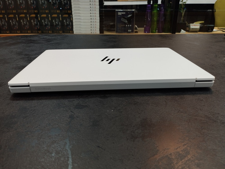 لپتاپ HP Omnibook 7 Aero 13 /Ryzen 5 Ai/16/512/2GB AMD/NPU/13in FHD