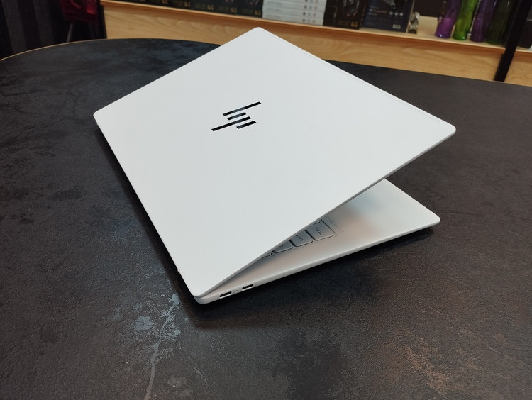 لپتاپ HP Omnibook X 14 /Snapdragon X Elite/16/1TB/Qualcomm Adreno X1/NPU/14in 2K Touch