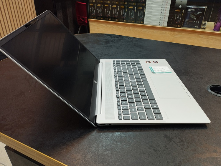 لپتاپ HP Omnibook 5 16/Snapdragon Oryon/16/512/Qualcomm Adreno/NPU/16in FHD