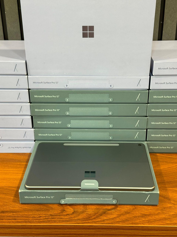 تبلت آکبند سرفیس پرو 12 اینچ Surface Pro 12in /Snapdragon XElite /16/512/Qualcomm Adreno/12in
