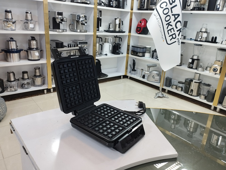 ساندویچ ساز بلک کوکر مدل SM-790