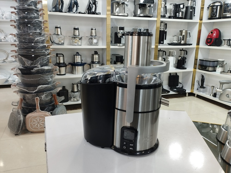 آبمیوه گیر چهار کاره بلک کوکر مدل JS-767 توان 800 وات
