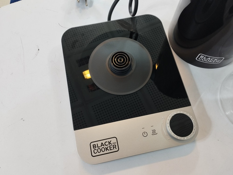 چای ساز بلک کوکر مدل BC-017S توان 1500 وات ظرفیت 2 لیتر