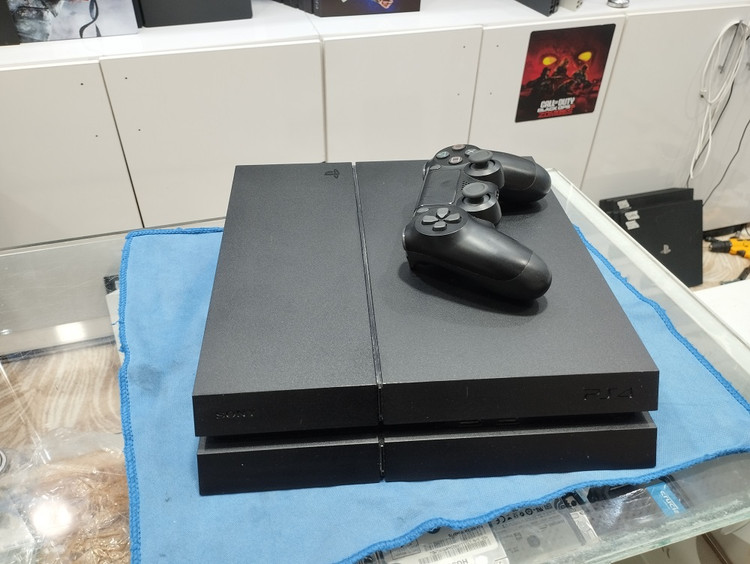 کنسول بازی سونی نسخه اکانتی PS4 Fat ، حافظه 500 گیگابایت