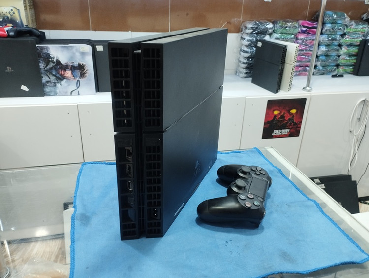 کنسول بازی سونی نسخه اکانتی PS4 Fat ، حافظه یک ترابایت