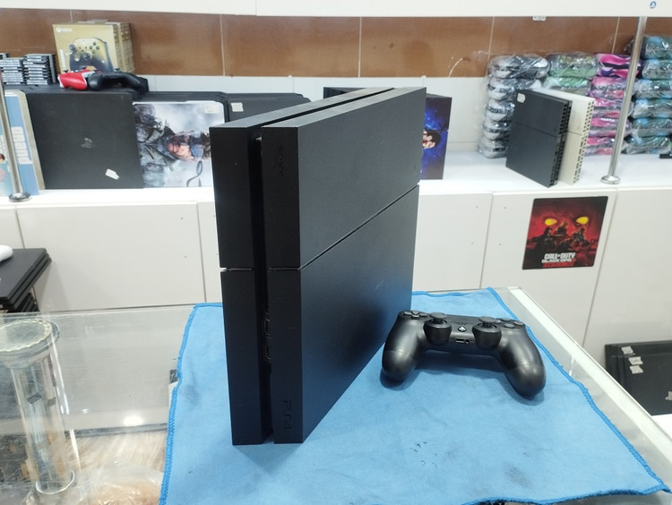 کنسول بازی سونی نسخه اکانتی PS4 Fat ، حافظه یک ترابایت