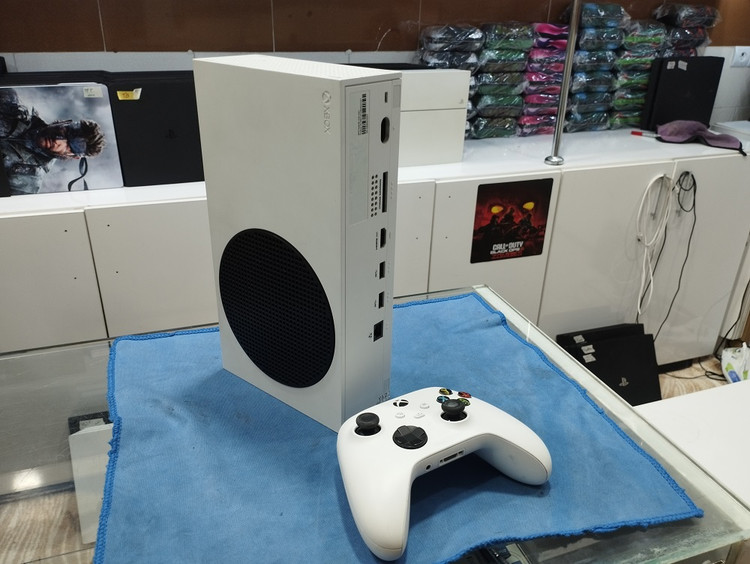 کنسول بازی مایکروسافت XBox Series S، حافظه 512 گیگابایت