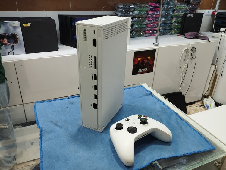 کنسول بازی مایکروسافت XBox Series S، حافظه 512 گیگابایت