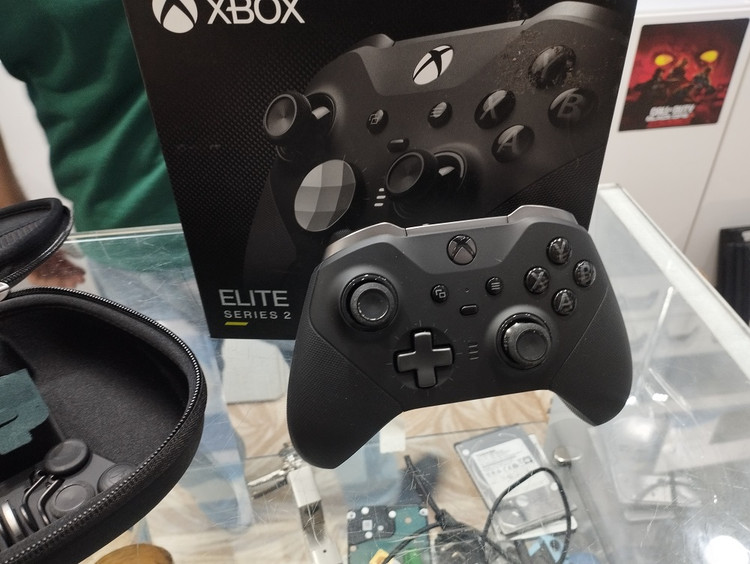 دسته بازی ایکس باکس الیت کارکرده اصلی XBox Elite Sereis 2 Controler رنگ مشکی
