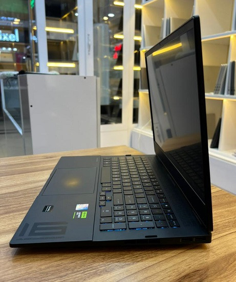 لپتاپ اومن 16 گیمینگ HP Omen 16 Core i7-11800H/16/1TB/8GB Nvidia RTX 3070/16in FHD