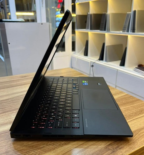 لپتاپ اومن 16 گیمینگ HP Omen 16 Core i7-11800H/16/512/4GB Nvidia RTX 3050Ti/16in FHD