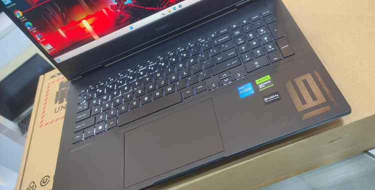 لپتاپ اومن 16 گیمینگ HP Omen 16 /Ryzen 7-7840 HX/16/1TB/6GB Nvidia RTX 4050/16in FHD