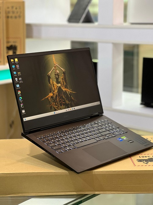لپتاپ اومن 16 گیمینگ HP Omen 16 /Core Ultra 7 -255H/16/1TB/8GB Nvidia RTX 5060/16in FHD