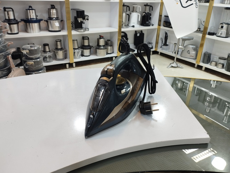 اتو بخار بلک کوکر 2200 وات مدل BC88SL