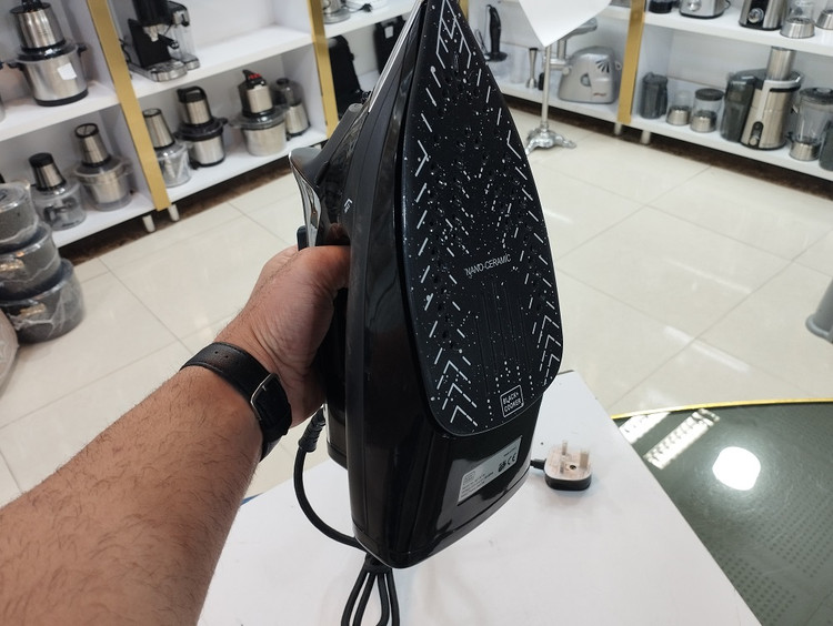 اتو بخار بلک کوکر 2800 وات مدل BC92SL
