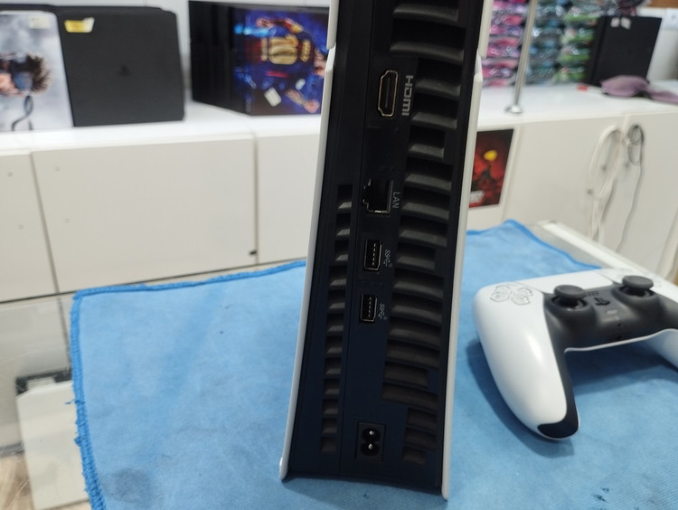 کنسول بازی سونی نسخه دیجیتال PS5 Slim ، حافظه 825 گیگابایت سری کپی خور